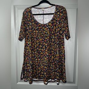 LuLaRoe T Shirt
